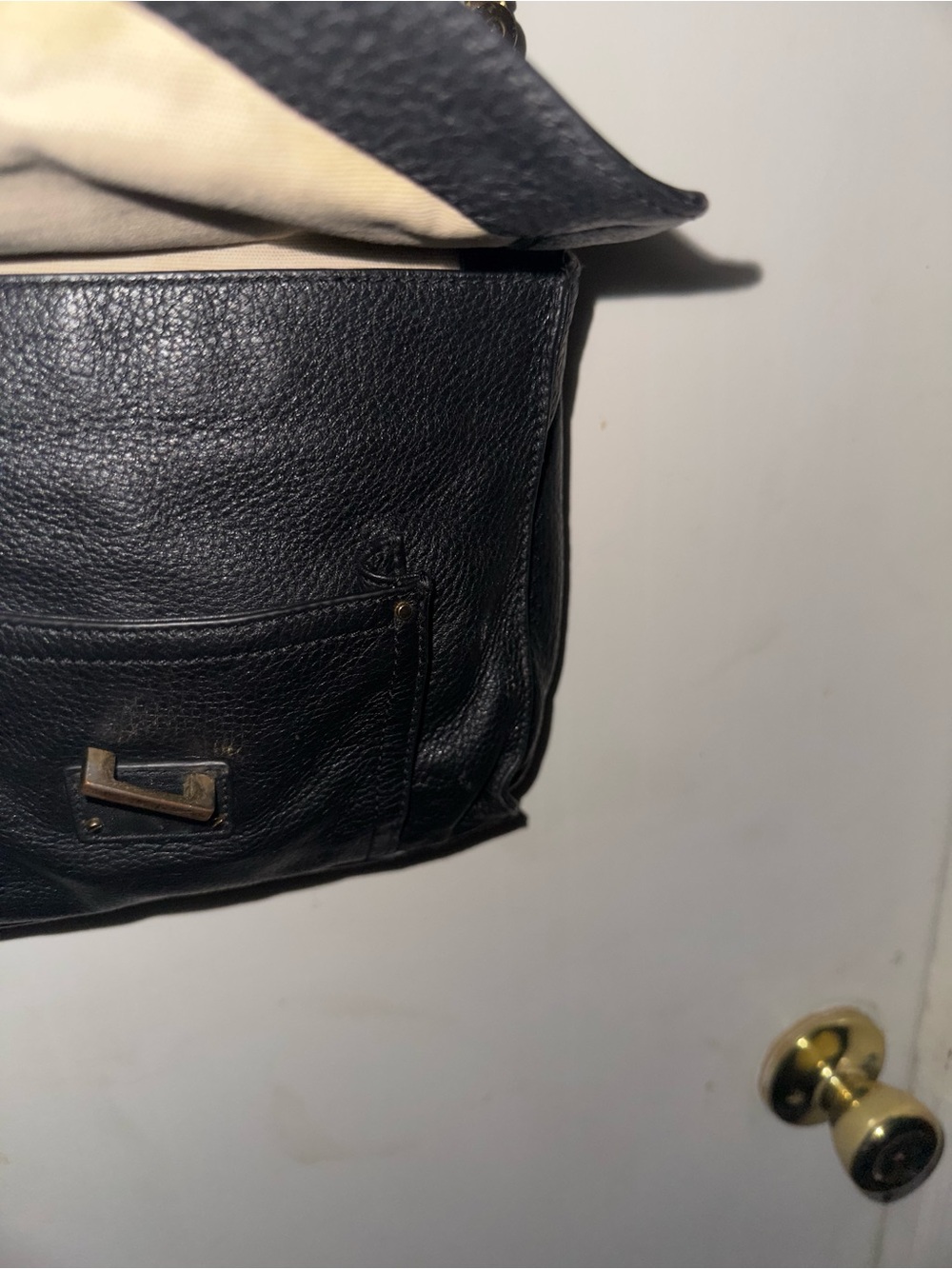 Tory Burch Black Leather Crossbody with Gold Hardware - Picture 4 of 4